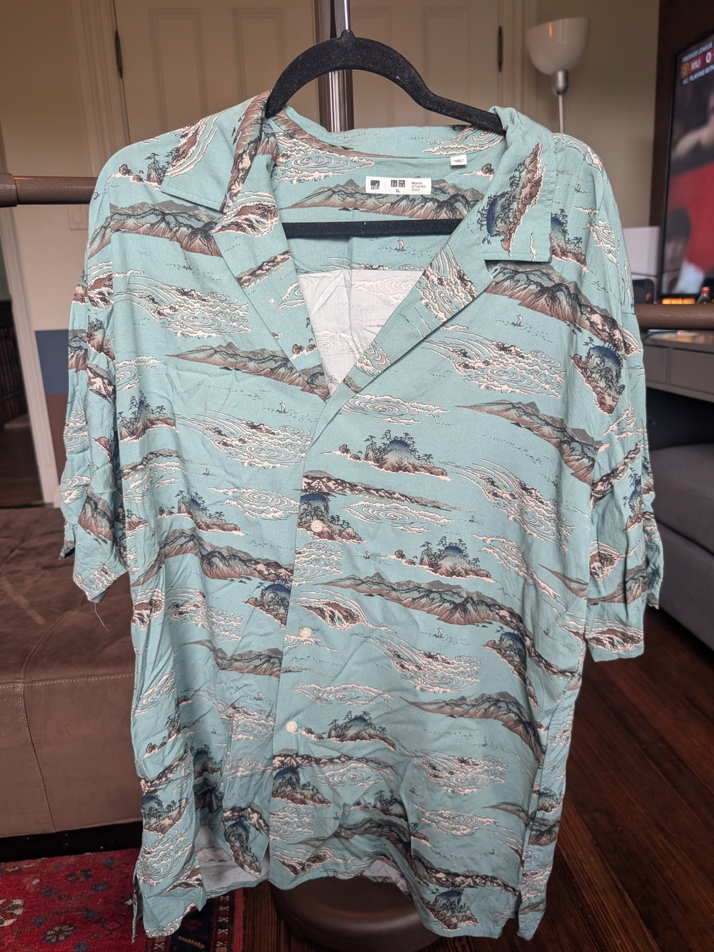 Uniqlo Sea Wave Print Short-Sleeve Shirt in Teal - Japanese Art